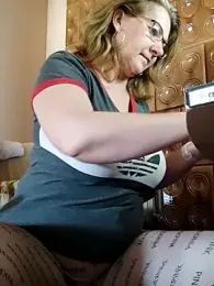 Elza01 webcam model stream image