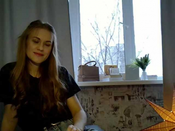 MarinaMOON webcam model stream image