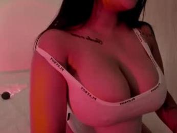 m1emilia webcam model stream image