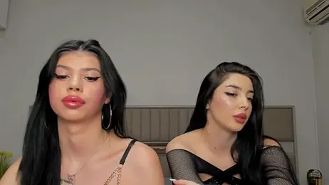 Sierra_Halle webcam model stream image