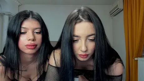 Sierra_Halle webcam model stream image