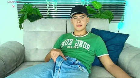 CamiiGuzmanX webcam model stream image