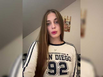 Alisa3 webcam model stream image