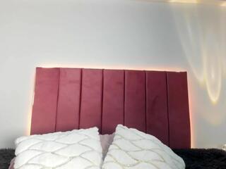 Oriana Evanzz webcam model stream image