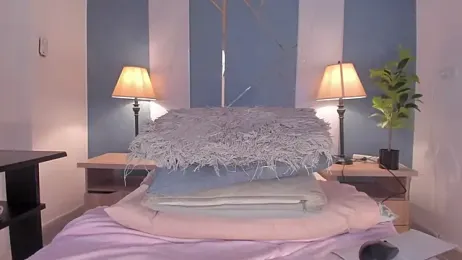 Swt_skinny_ webcam model stream image