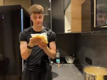 exclusiveflexboy webcam model stream image