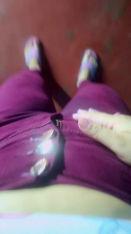 girl_pee webcam model stream image