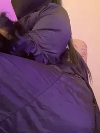 Cameelia webcam model stream image