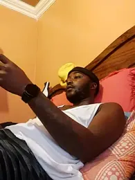 RearApiary webcam model stream image