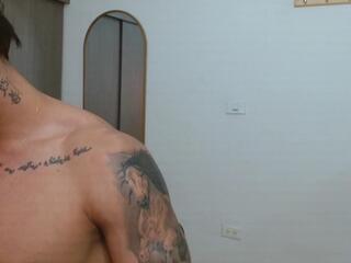 Alix Martin webcam model stream image