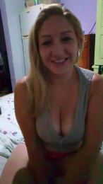 Lulitaputi webcam model stream image