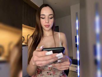 Lolamur webcam model stream image