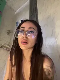 lauravasquez webcam model stream image