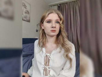 SweetPoison webcam model stream image