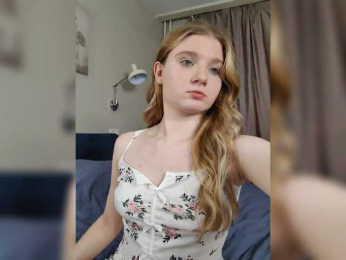 SweetPoison webcam model stream image