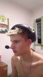 BoyBlondSweet webcam model stream image