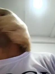 blondebitchlitle webcam model stream image