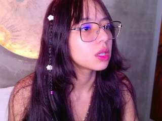 kiara-layla webcam model stream image