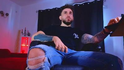 MightyAaronX webcam model stream image