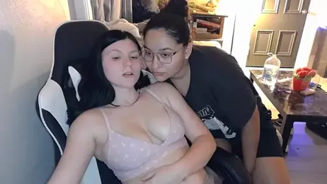 Elliewgfs webcam model stream image