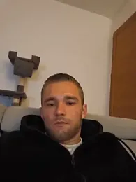 Benjamiinlt webcam model stream image