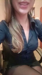 dzinblondi webcam model stream image