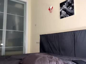 mirai_meow webcam model stream image