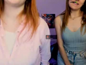 leona_light webcam model stream image