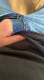 Hophopalehop webcam model stream image