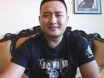 Relei webcam model stream image