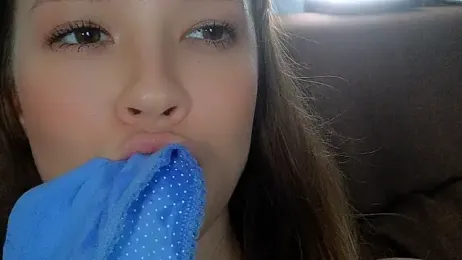 DemiDee webcam model stream image