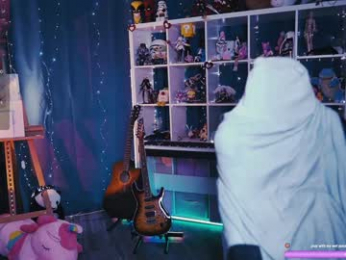 madnessalise webcam model stream image