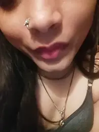 SweetTsAngel webcam model stream image