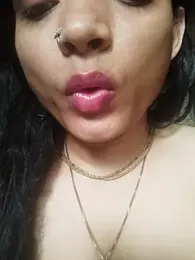 SweetTsAngel webcam model stream image