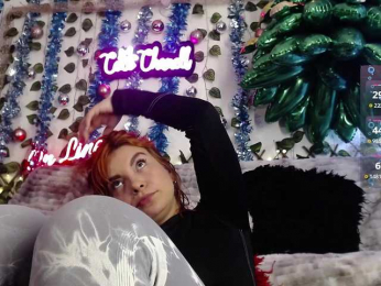 Cocochanell webcam model stream image