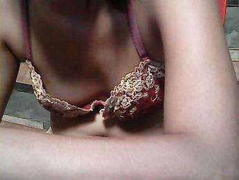 HornyNica webcam model stream image