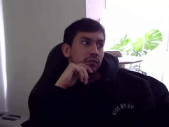 adam_evehotroom webcam model stream image