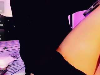 rosedewitt webcam model stream image