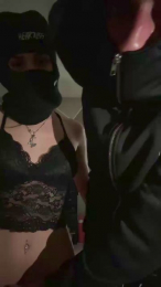 Marynikk_ webcam model stream image