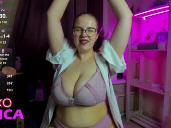 your_pennyy_ webcam model stream image