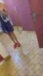 Petitebombe34 webcam model stream image