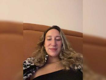 chikipikinn webcam model stream image