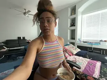 ReeseZen webcam stripchat model stream image