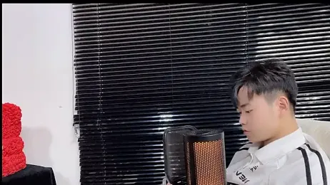GUCCI-BOY1314 webcam model stream image