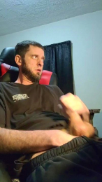 Lovegun23 webcam model stream image