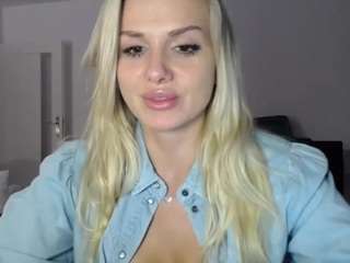 corneliabarbie webcam model stream image