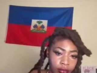 haitiansinsationsquirtqueen webcam model stream image