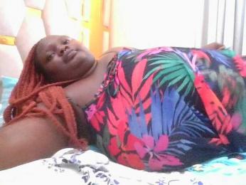 bigtittymama45 webcam bongacams model stream image