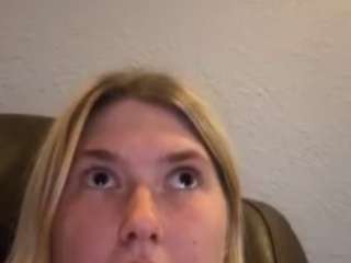 leiaac16-060e85fc webcam camsoda model stream image