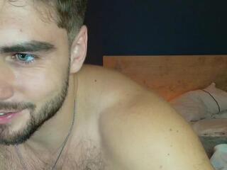 Roan Birkin webcam flirt4free model stream image